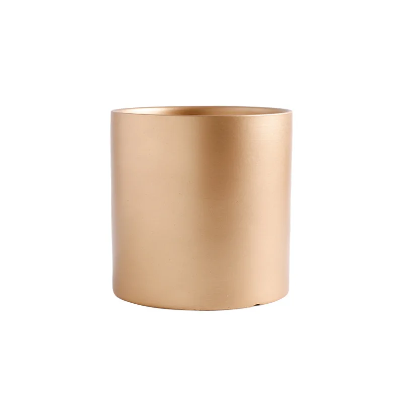 conteneur décoratif doré
