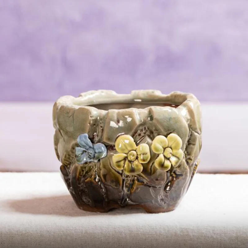 pot de fleurs céramique à motif floral